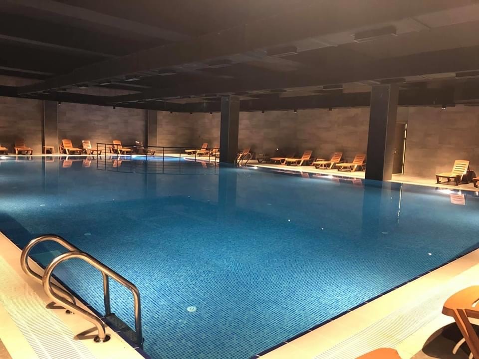 Prestij Hayat Sitesi · Kapalı havuz